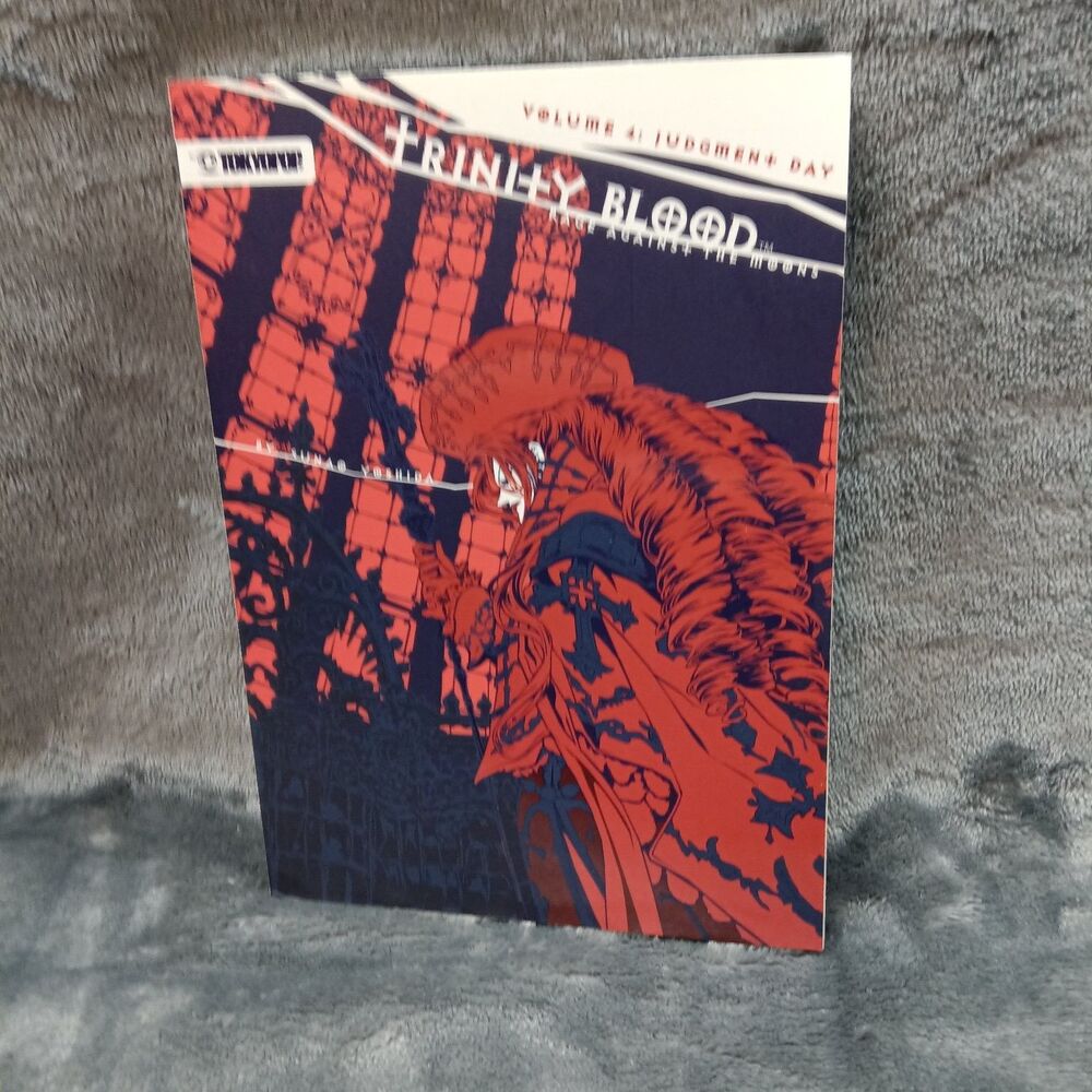 Trinity Blood Vol 4 Judgment Day Sunao Yoshida 2010 First Tokyopop Printing